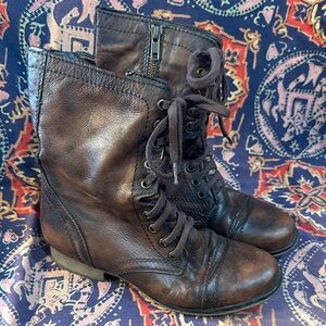 Steve Madden Brown Leather Lace-Up Short Boots